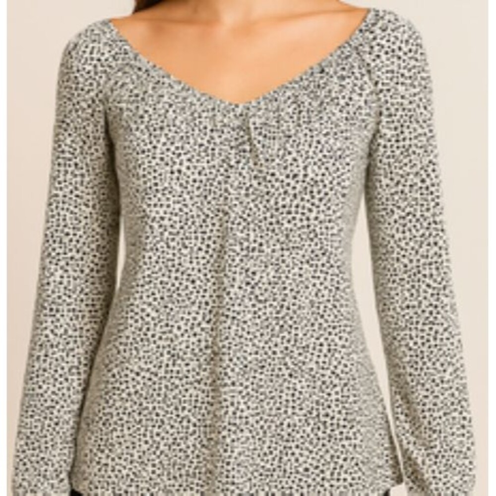 American Eagle Women's Off Shoulder Blouse XS Black White  Long Sleeves